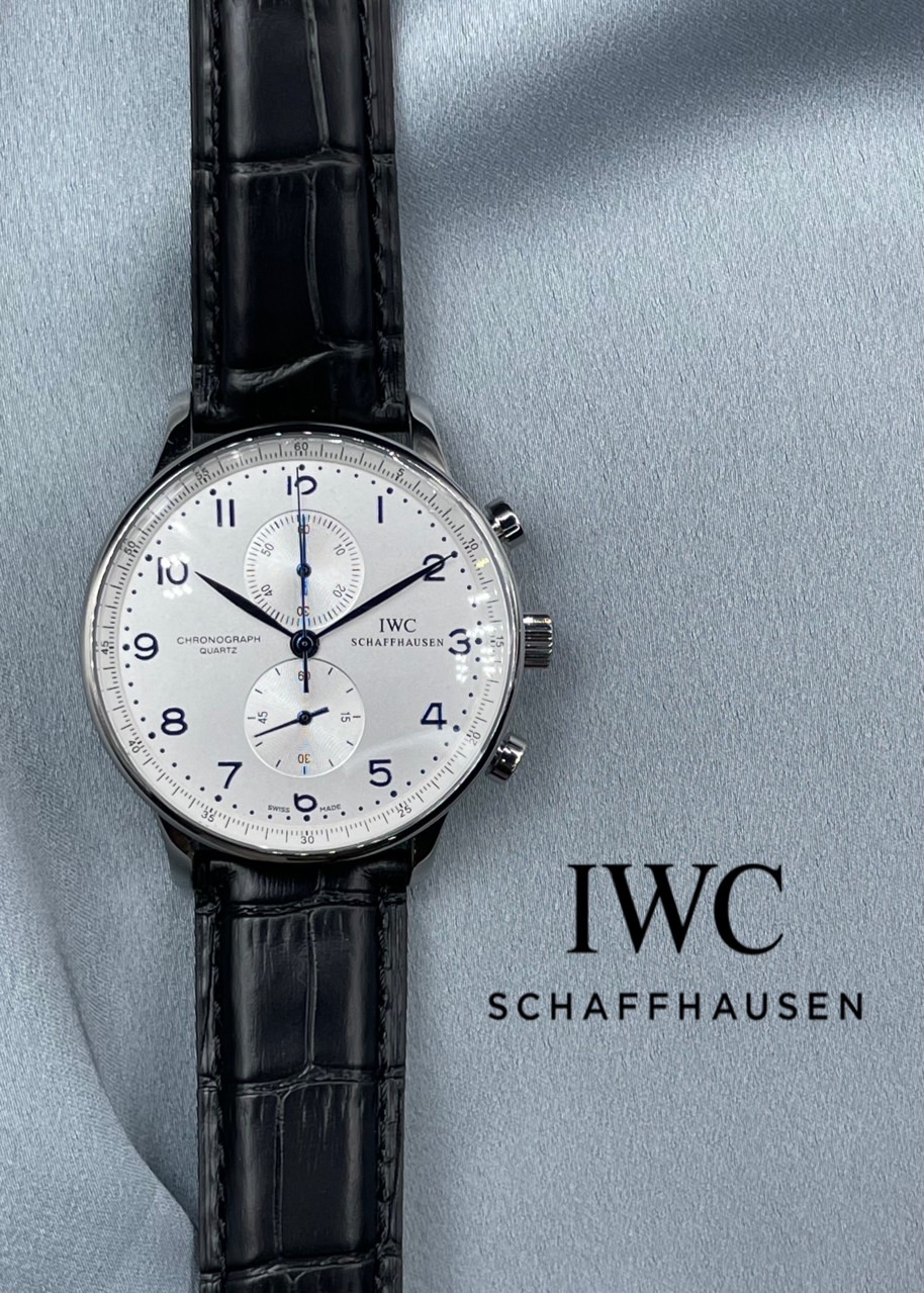 IWC 포르투기즈 화이트 다이얼