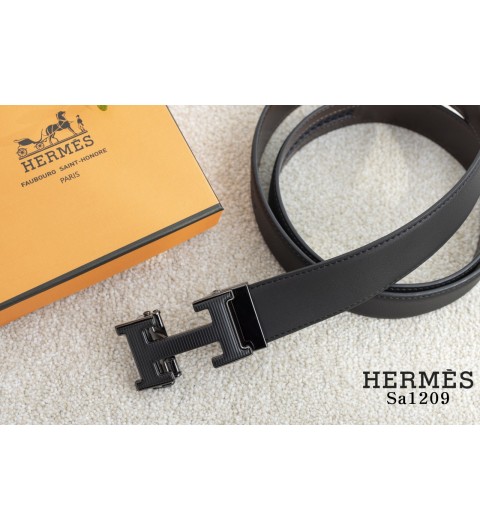 에르메스 [HERMES] 수입고급 소가죽 H로고 블랙스트라이프 자동벨트(국내배송)