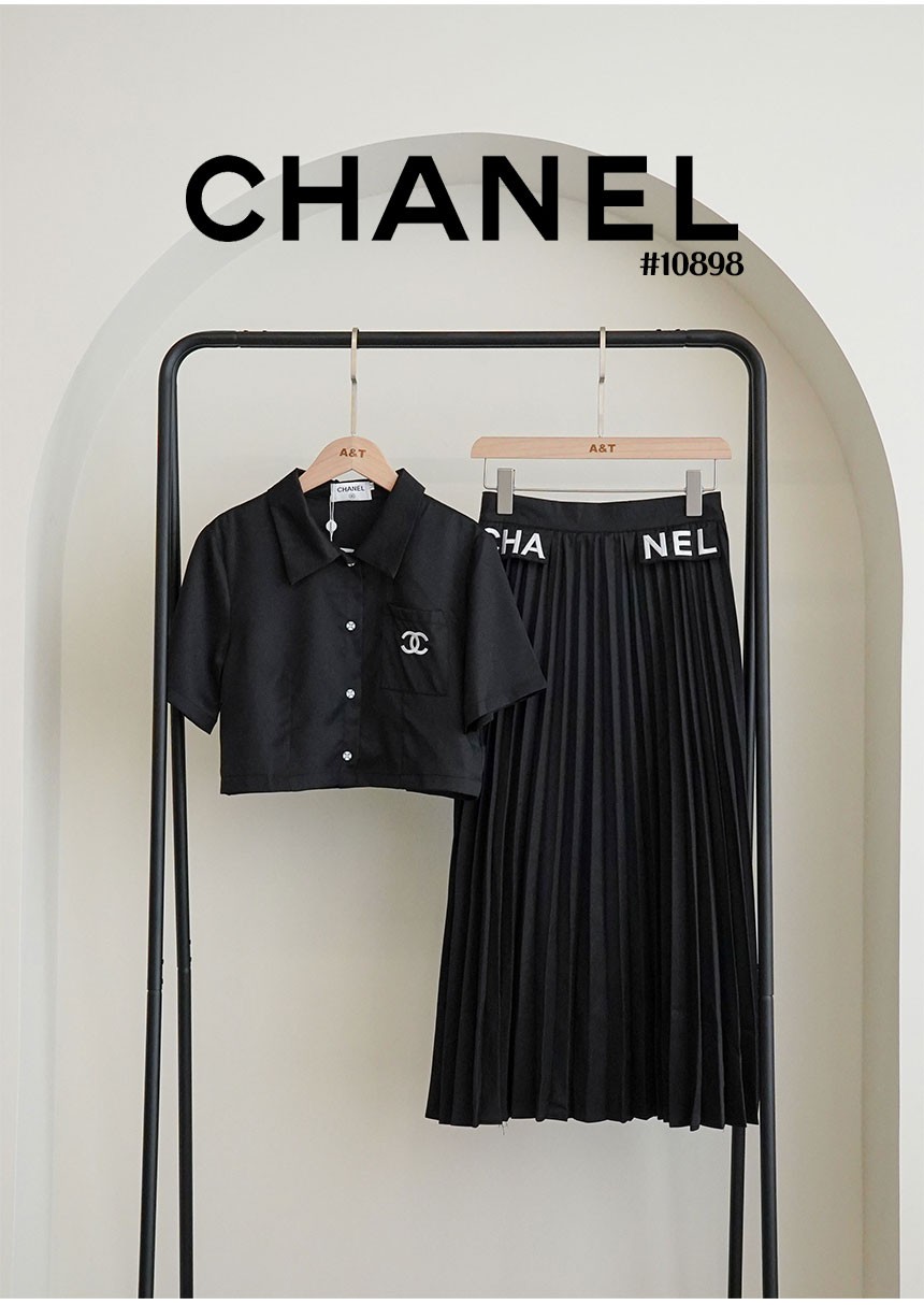 [CHANEL] 샤넬 여성 크롭셔츠 & 롱 플리츠 스커트 셋트(국내배송)