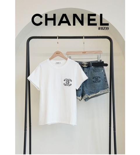 [CHANEL] 샤넬 여성 자수로고 반팔 & 숏데님팬츠 셋(국내배송)