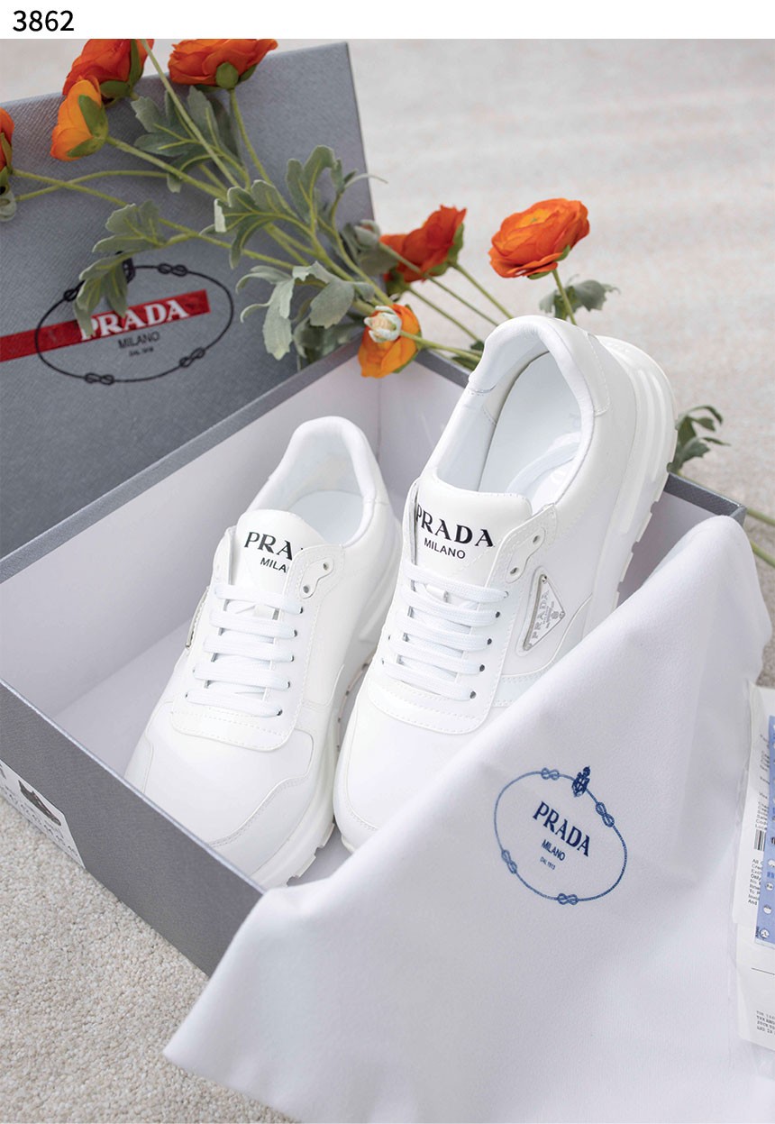 프라다 [PRADA] 수입고급 프라다 리나일론 브러시드 가죽 스니커즈 (국내배송)