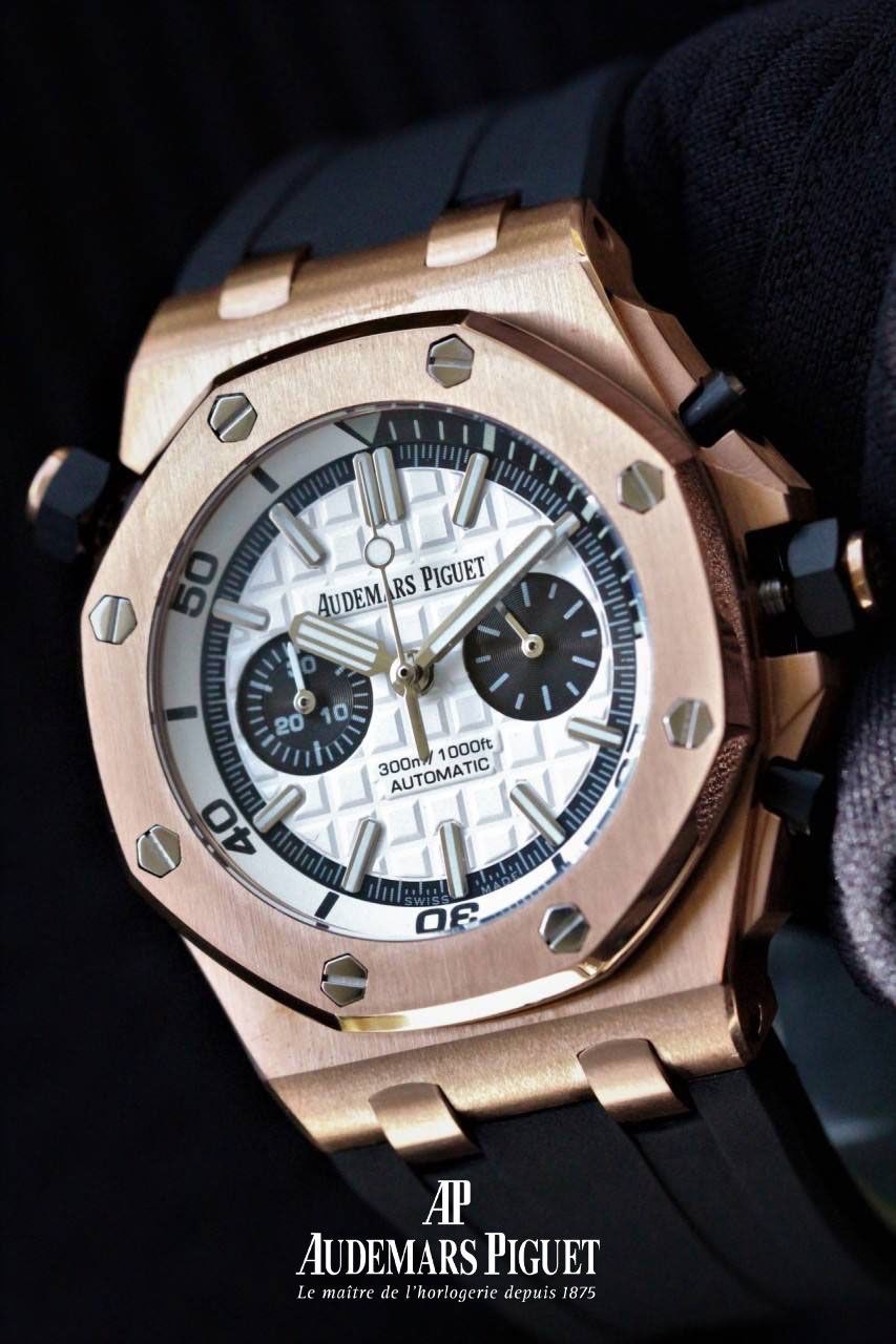 오데마피게(AUDEMARS PIGUET)로열오크 오프 쇼어(국내배송)