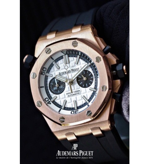 오데마피게(AUDEMARS PIGUET)로열오크 오프 쇼어(국내배송)