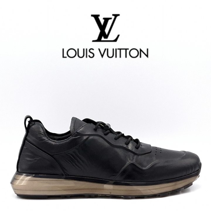 루이비통 LOUIS VUITTON SNEAKERS (국내배송)