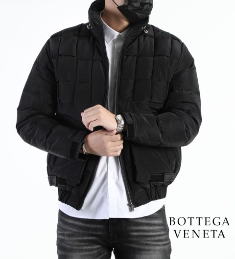 보테가베네타 [BOTTEGA VENETA]  격자무늬 오리털 차이나 패딩자켓  (국내배송)