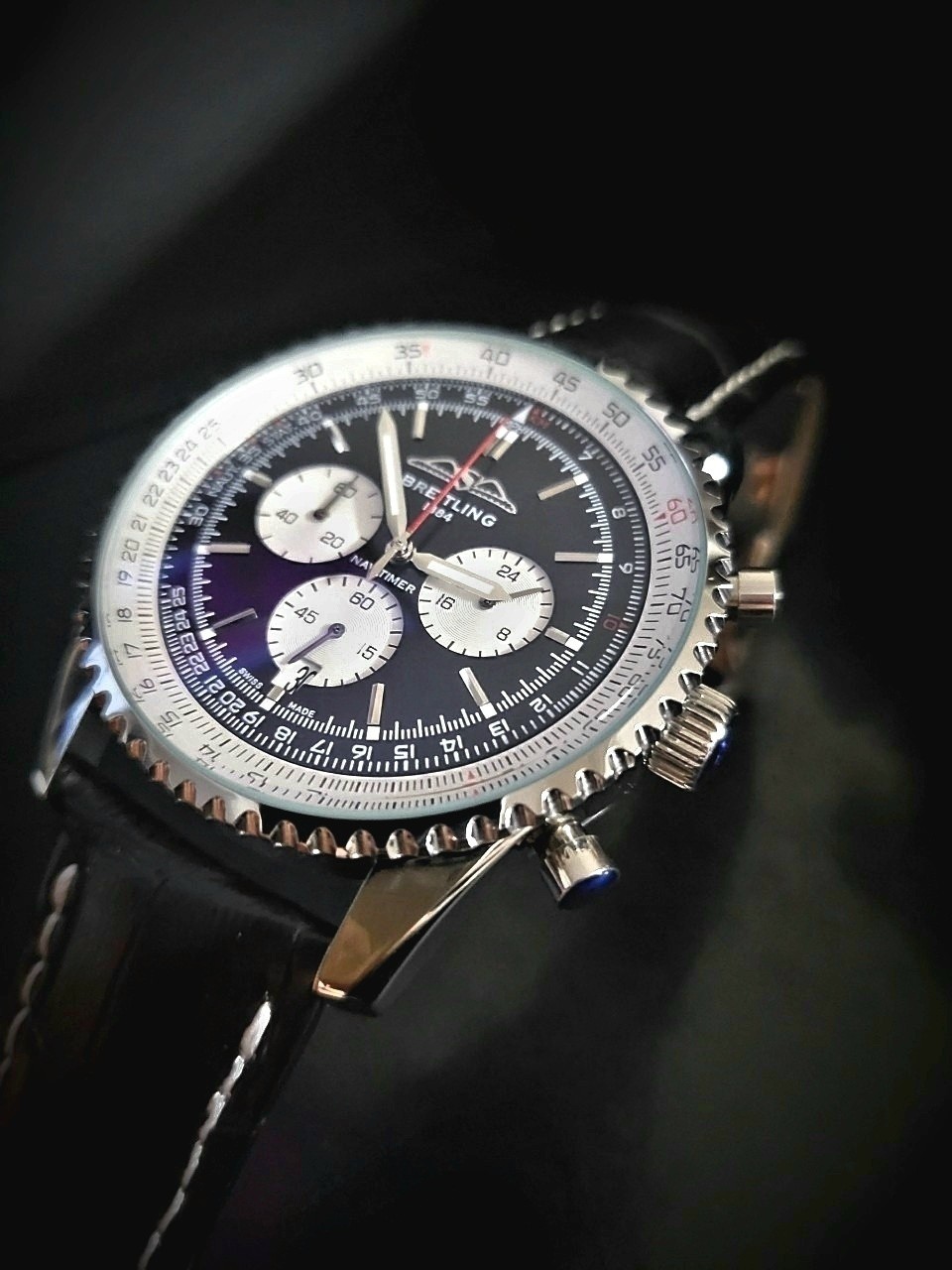 브라이틀링(Breitling) NavigatorTimer B01 (국내배송)