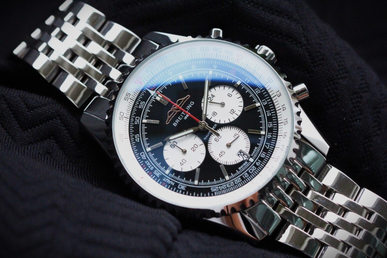 브라이틀링(Breitling)내비타이머B01 크로노그래프46(국내배송)