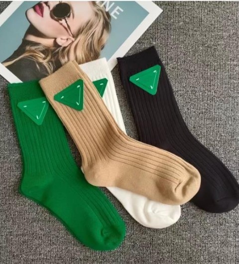 프라다 삼각패치 삭스 국내배송