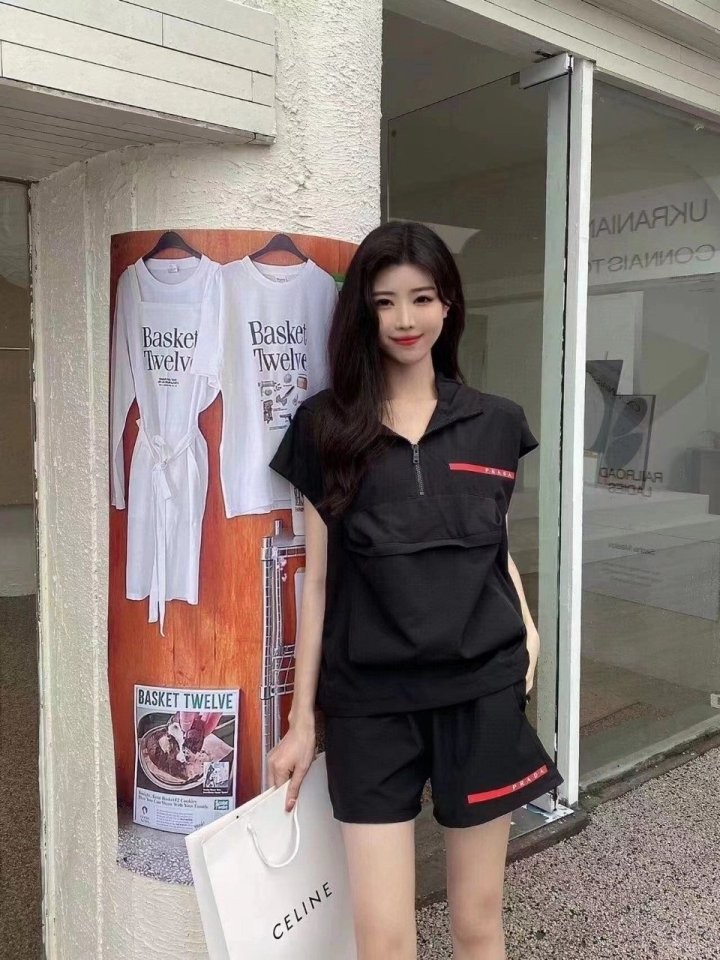 프라다 반바지후드나시 셋트 국내배송
