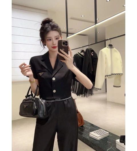 프라다 바지반팔마이셋트 국내배송