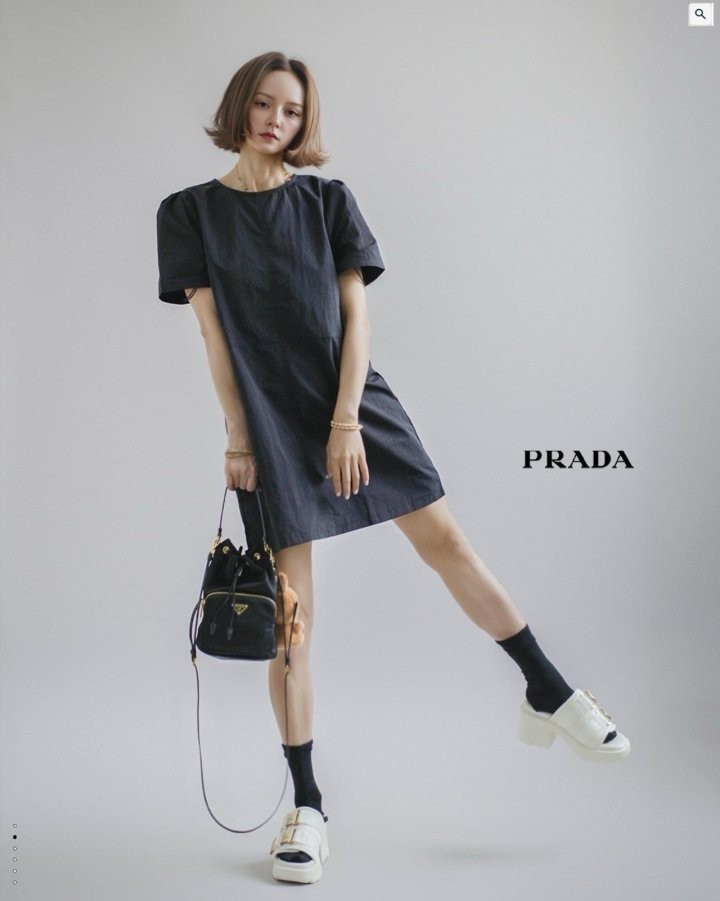 프라다 에디 드레스 (Eddy Dress) 국내배송