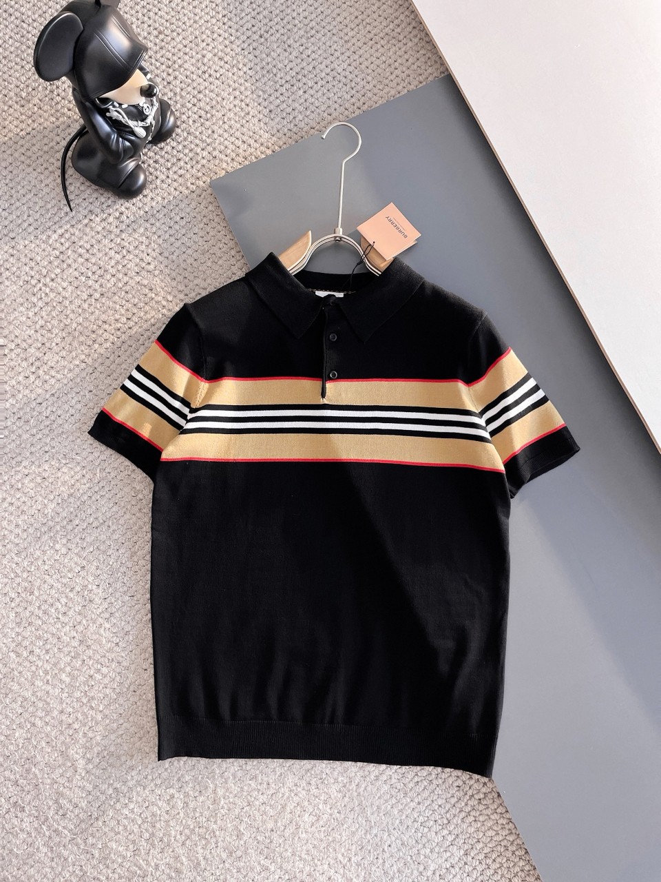 2025SS버버리 신상 단가라 포인트 쿨니트 카라 티셔츠 국내배송