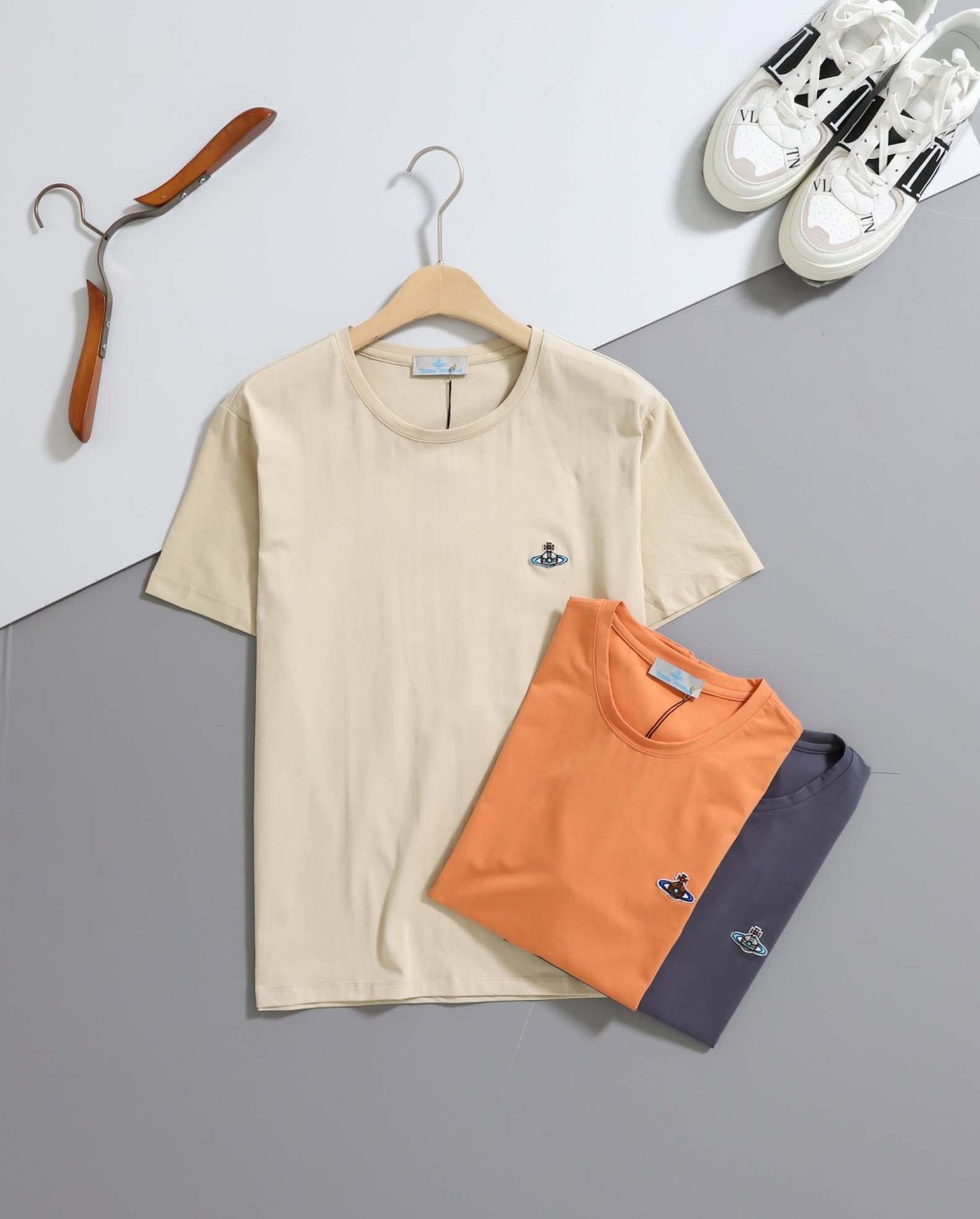 비비안웨스트우드 클래식 로고 반팔 티셔츠 국내배송