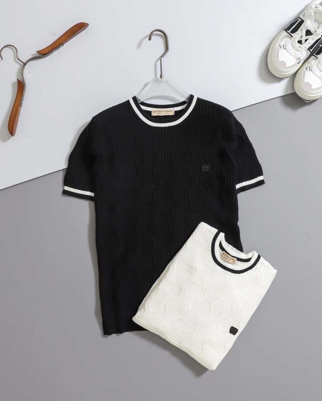 보테가베네타  3D 엠보 패턴 니트 국내배송
