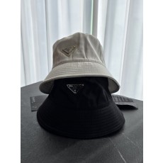 프라다 벙거지 나일론 버킷 햇 국내배송