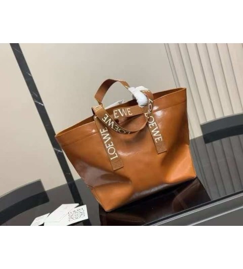 로에베 쇼핑백 국내배송