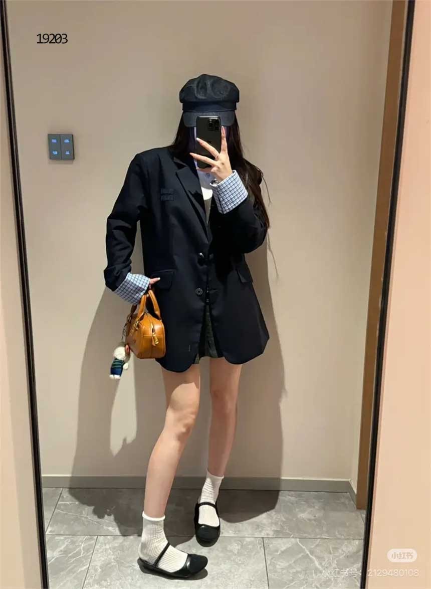 미우미우 여성 체크 셔츠 슬리브 레이어드 자켓 국내배송