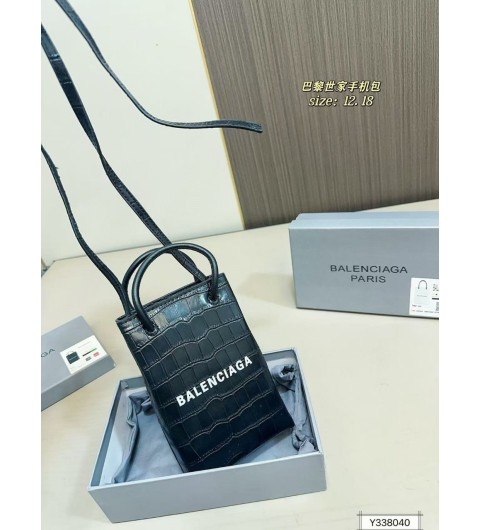 발렌시아가 카바스 미니백  국내배송