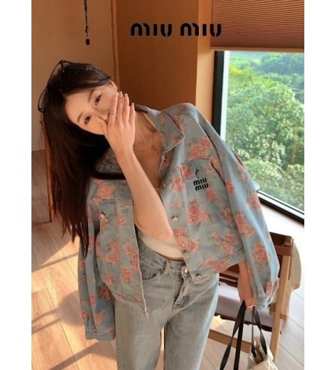 미우미우 핑크로즈 데님 자켓 국내배송