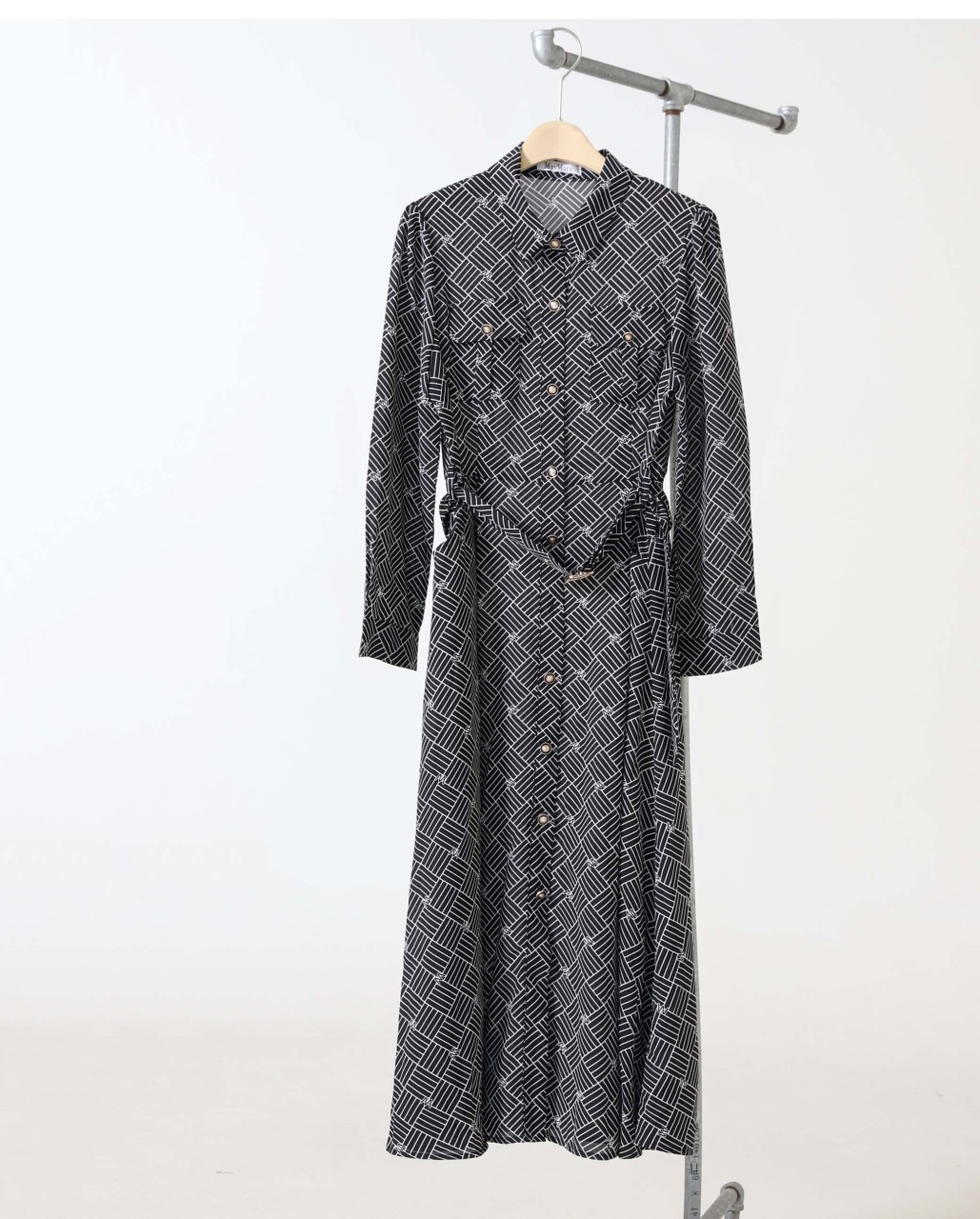 막스마라 [ Max ] 수입 M로고 벨티드 원피스  입고 국내배송