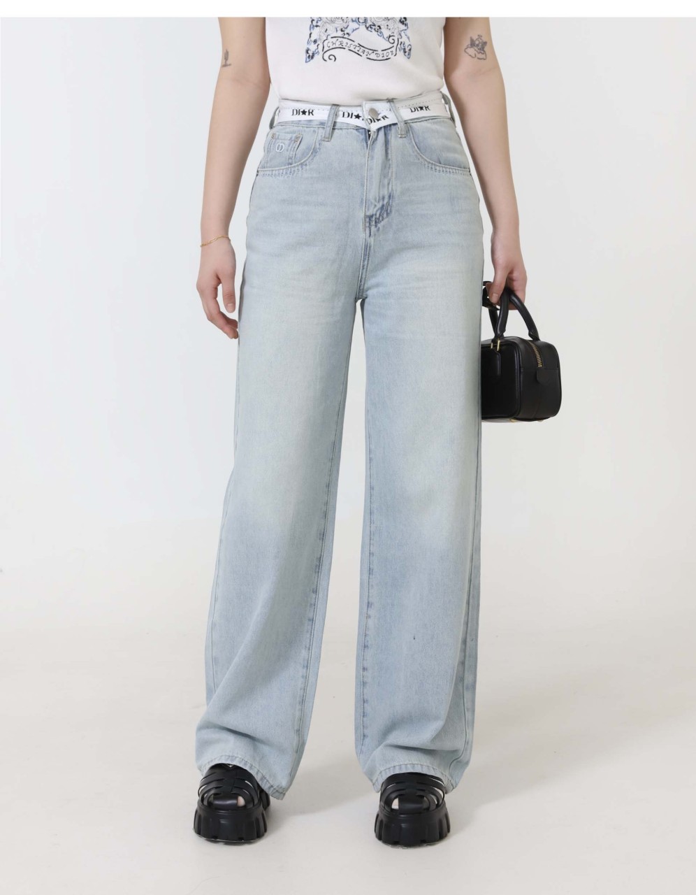 디올 수입 화이트 로우 세미 와이드 진 국내배송