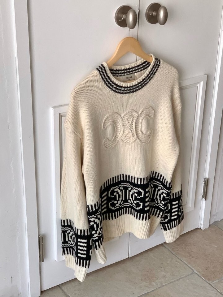 셀린느 루즈핏 헤비 니트 국내배송