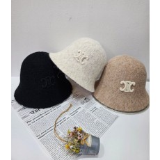 셀린느 c. 니트벙거지 국내배송