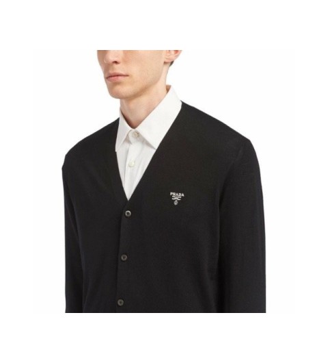 프라다 PRD 밀라노 자수로고 가디건  국내배송