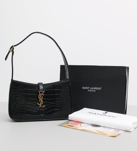 입생로랑 5708 크록 가죽 숄더백 국내배송