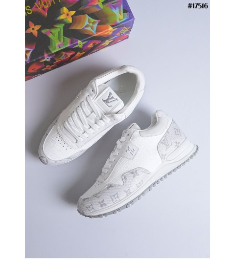 루이비통 런 어웨이 스니커즈 국내배송