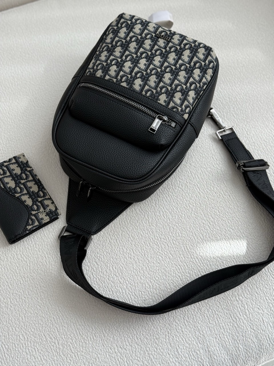 디올Rider 2.0 슬링백 국내배송