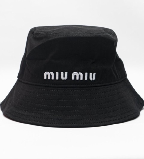 미우미우 m.u 버킷햇 국내배송