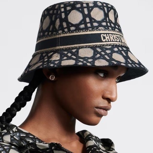크리스찬디올 C.D 버킷햇 국내배송