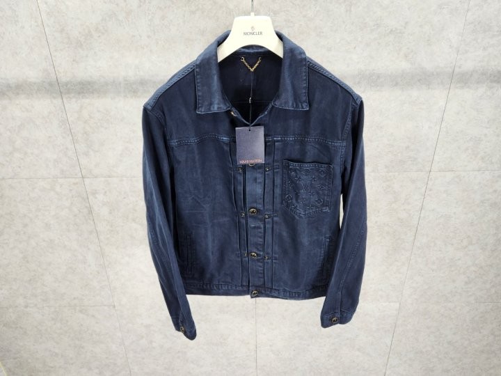 루이비통 가먼트 다이드 데님 트러커 재킷 국내배송