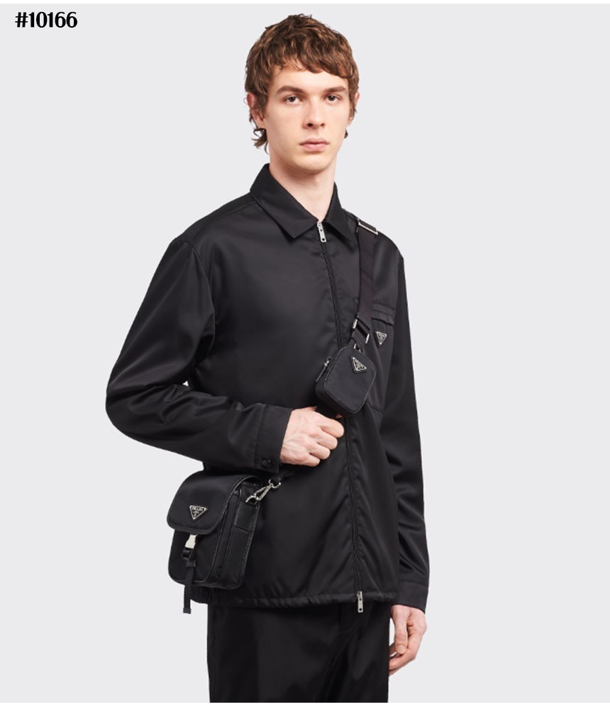 프라다 리나일론&사피아노 가죽 플랩백 국내배송