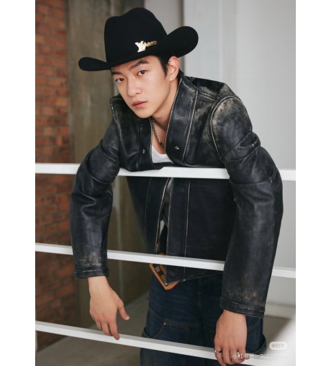 TT 630 루이비통  남성자켓 해외배송