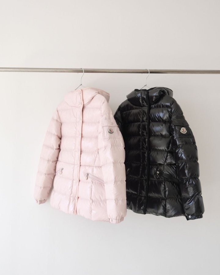 몽클레어 Barante (바란테) 다운 후드 패딩 -  국내배송