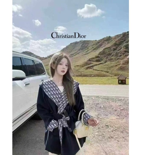 디올 오블리크 로브코트 국내배송