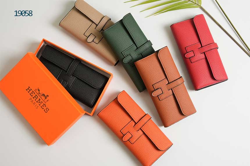 에르메스H 레더 플랩 장지갑 국내배송