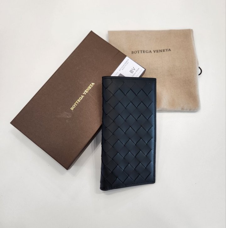 보테가 장지갑 1527-121 미듐짜임 국내배송