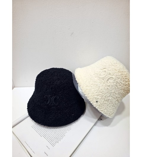 셀린느 c. 니트벙거지 국내배송