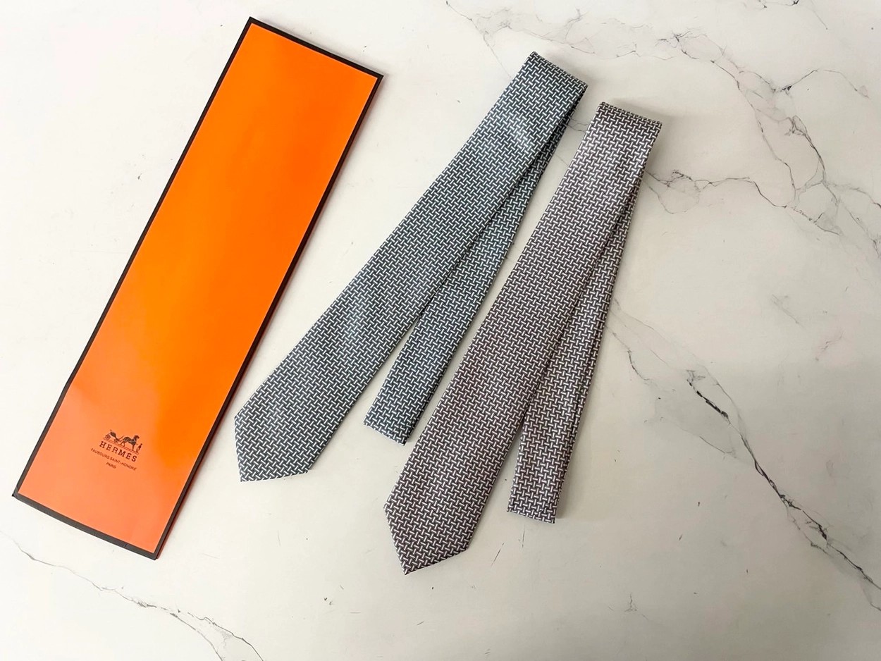 에르메스 모자이크 듀 포부르 넥타이 국내배송