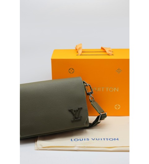 루이비통 테이크오프 메신저 크로스백 국내배송