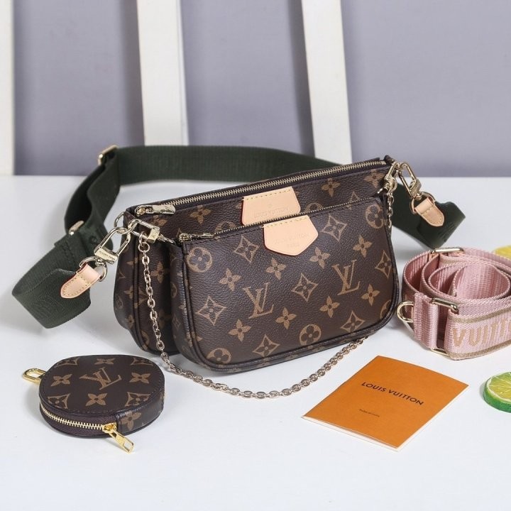 루이비통  포쉐트 악세수아 국내배송