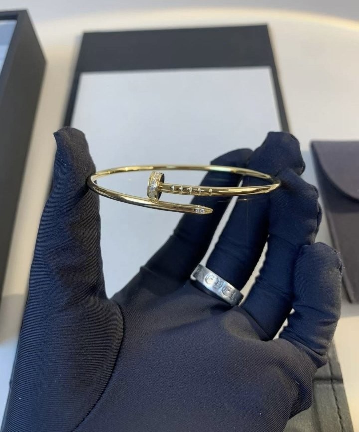 까르띠에 SM 저스트 앵 끌루(다이아) 국내배송