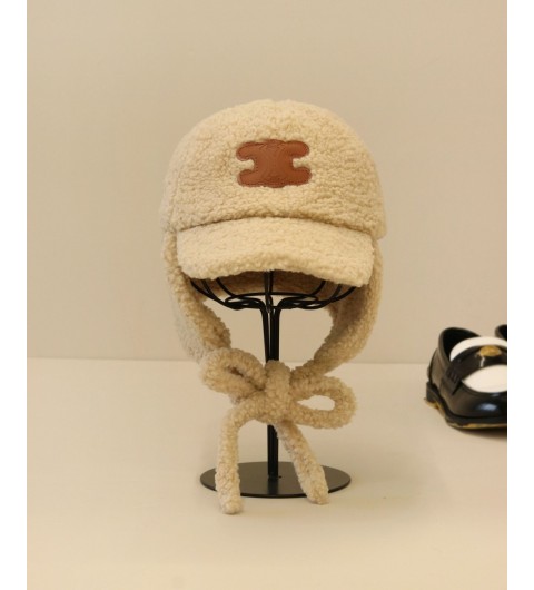 셀린느  트리오페 차프카 이어머크 캡 국내배송