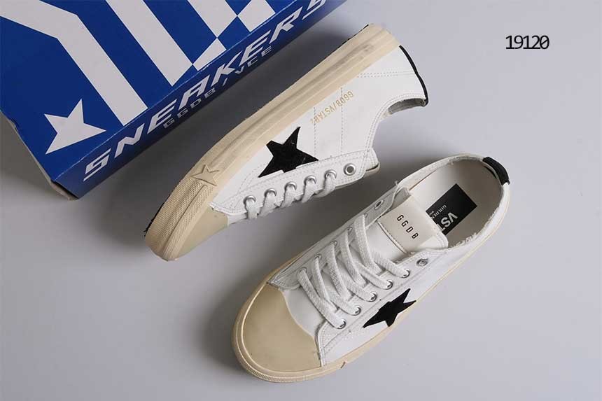 골든구스 V-STAR2 레더 스니커즈 블랙스타 국내배송