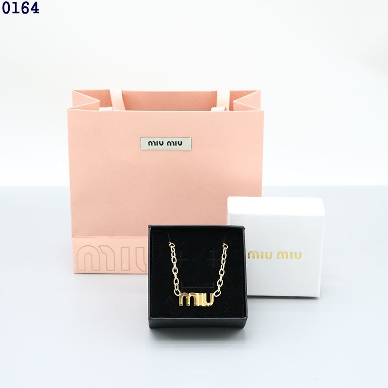 미우미우 로고 골드 목걸이국내배송