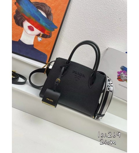 프라다 모노크롬 미니사피아노 레더토드백 국내배송