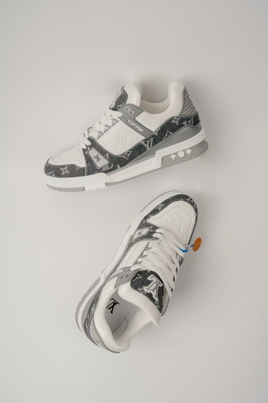 루이비통 [ L.V ] 수입 트레이너 스니커즈 -그레이- 국내배송